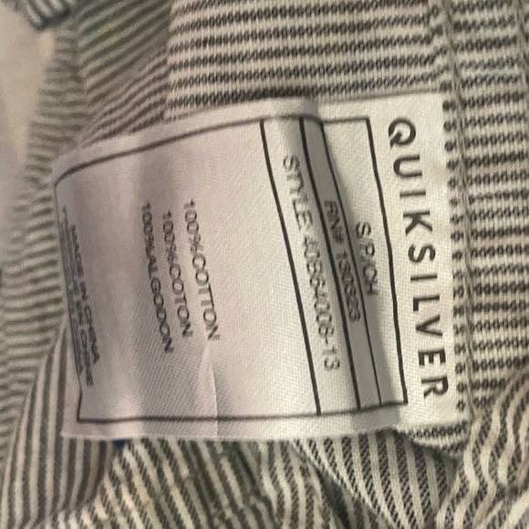 Quiksilver Boys Short Sleeve Button Down 🌵small - Picture 7 of 7
